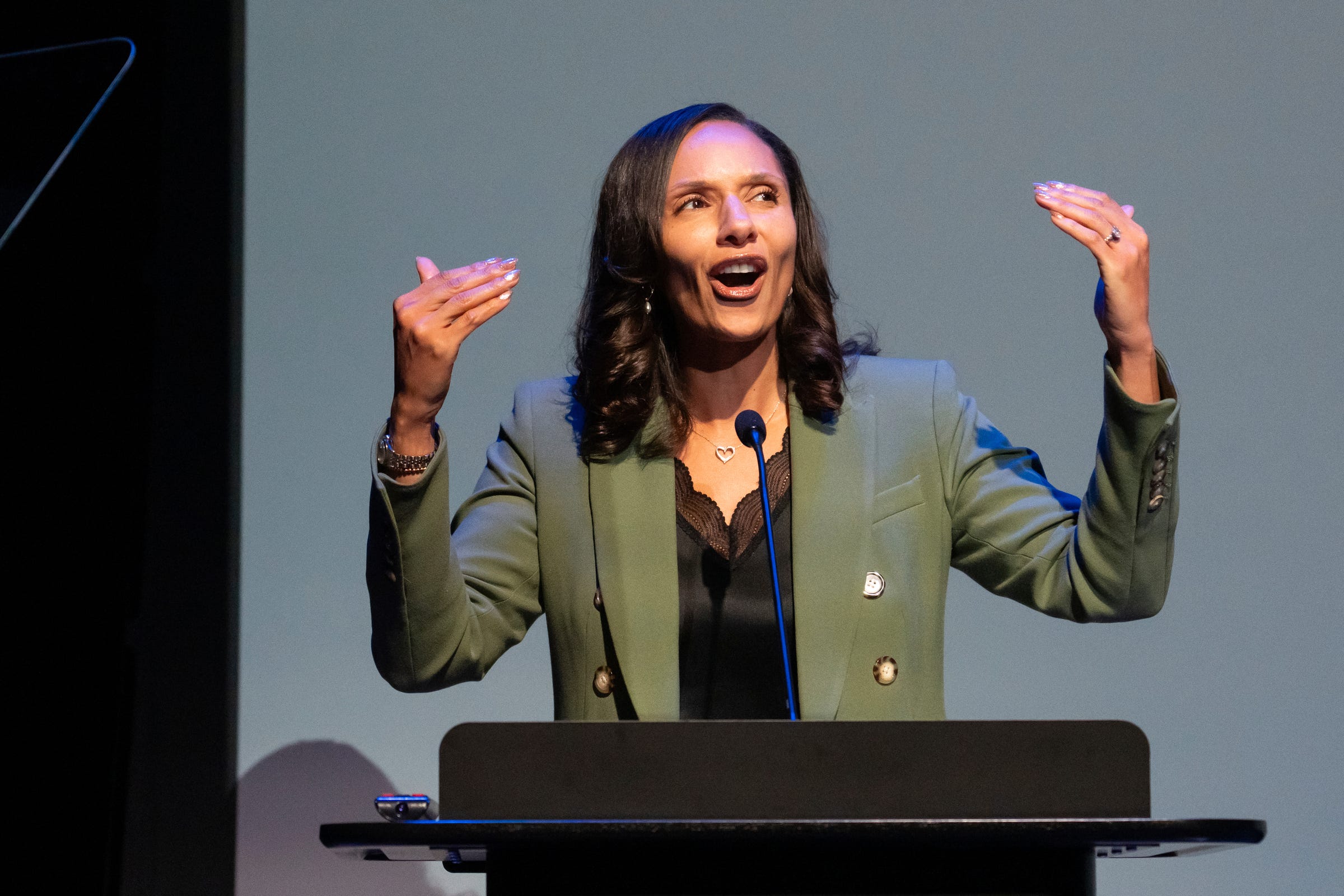 Detroit Mayor Mary Sheffield urges vote for El-Sayed in Senate race