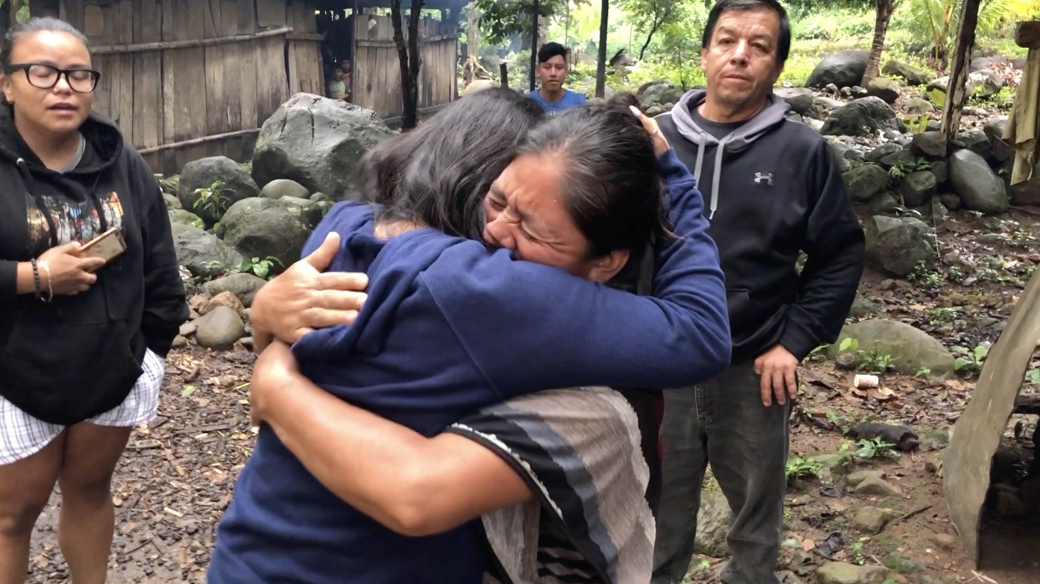 Adopted woman finds birth mom in rural Guatemala | Happily