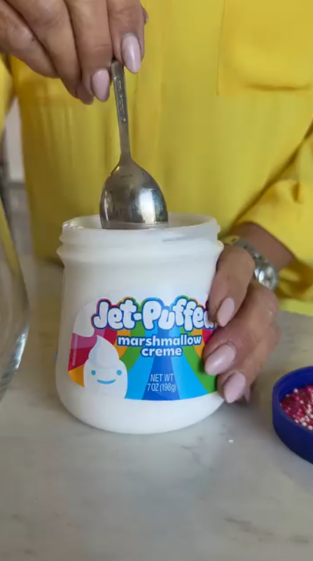 Magical color-changing marshmallow cream
