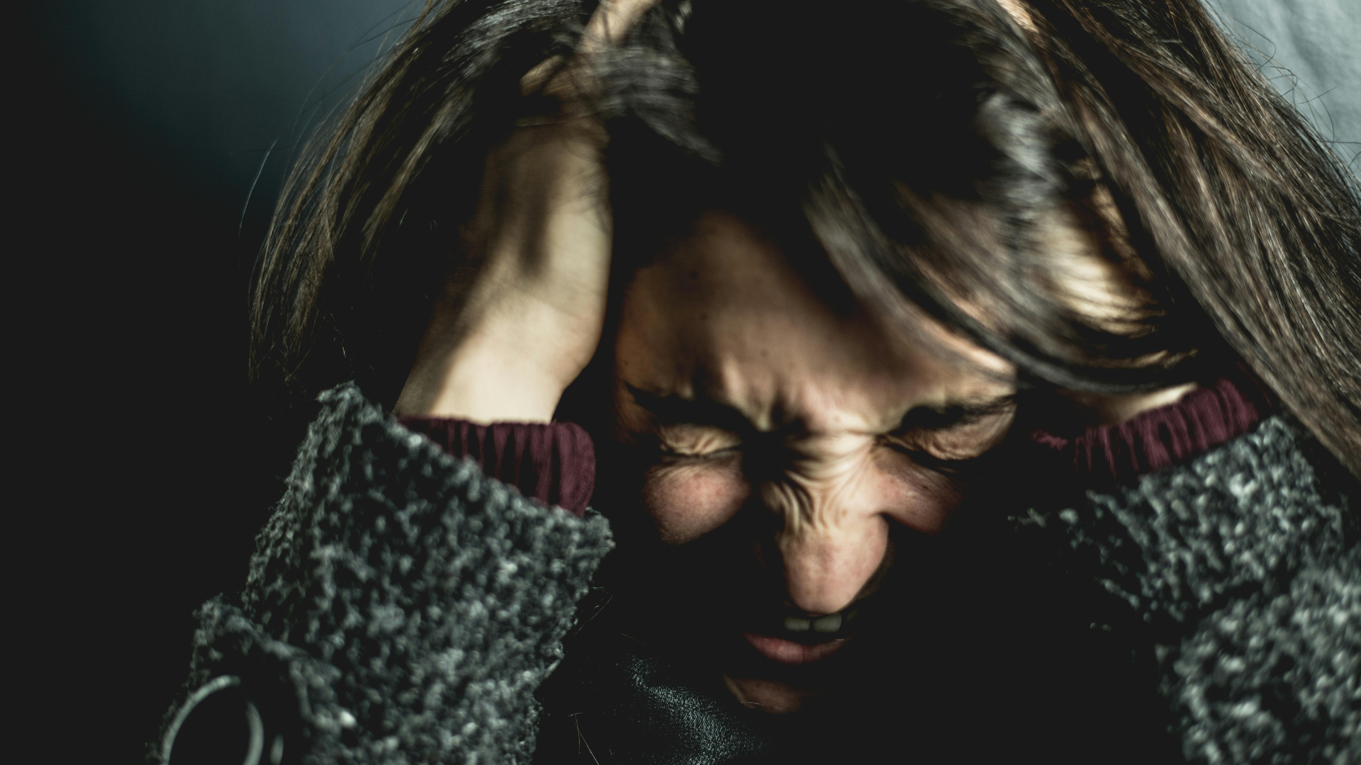 20 signs someone grew up with bad parents