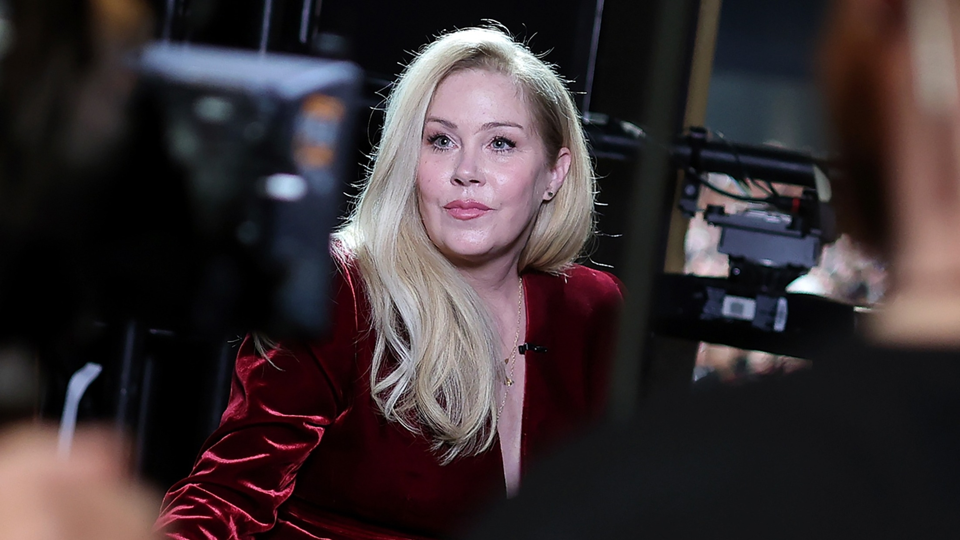 Why MS can be hard to diagnose after Christina Applegate reveals ...