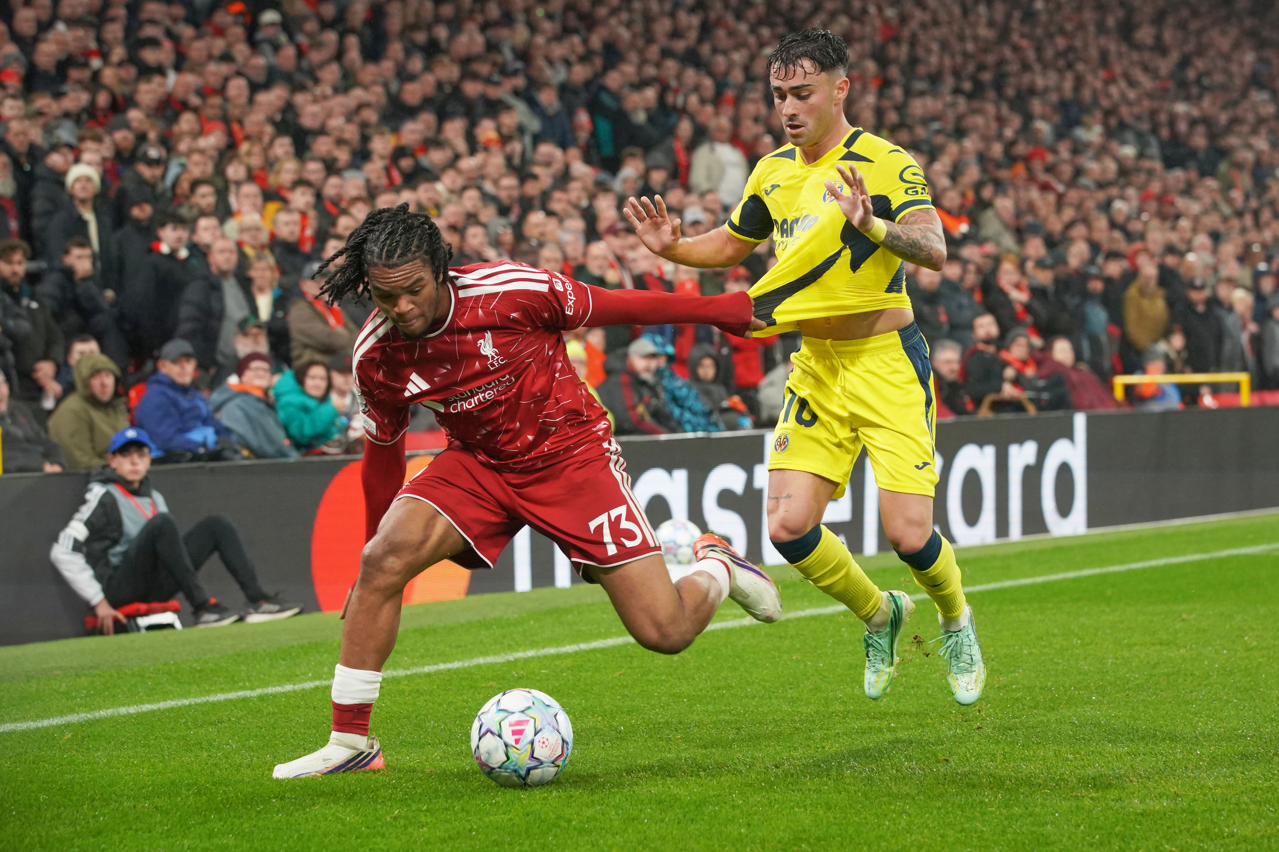 'Ruthless' teen Ngumoha inspires Liverpool comeback in Champions League