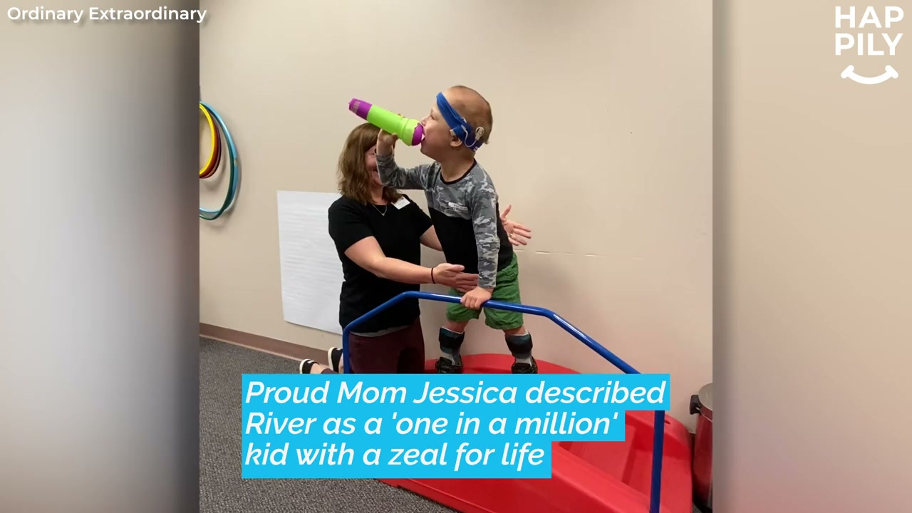 Boy with cerebral palsy stands for first time to sing Lion King | Happily