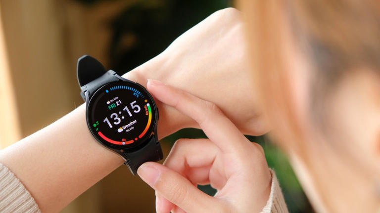 4 Samsung Galaxy Watch apps that can upgrade your daily drive