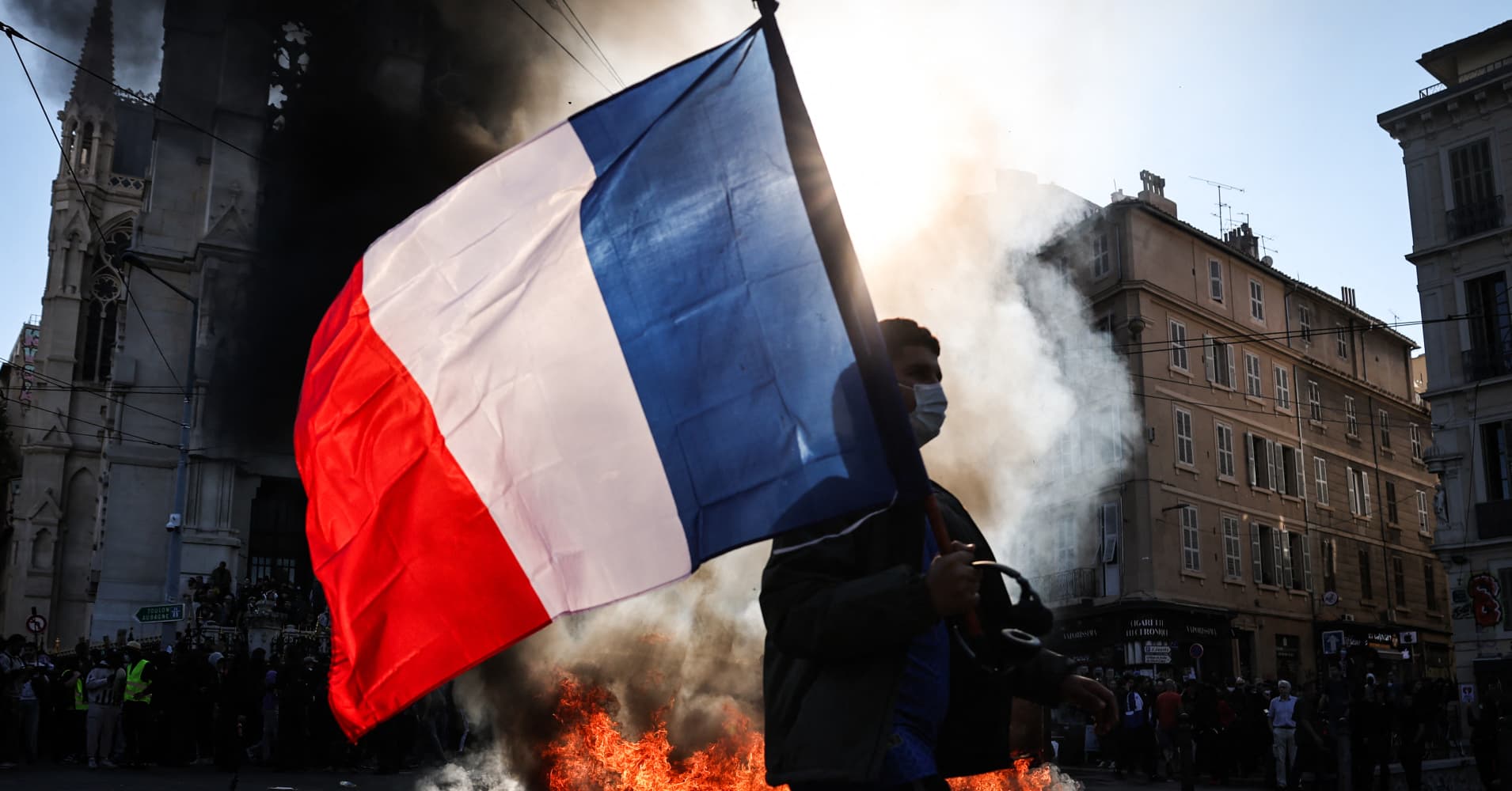 AI debt and French bonds face a stress test — why it may not be over