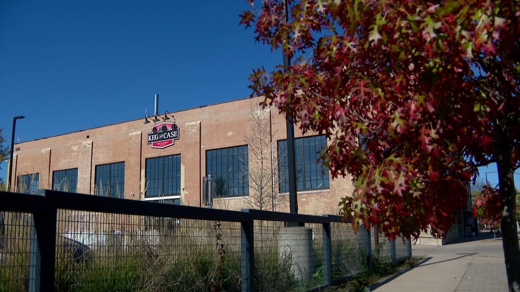 Boxing gym, bar brings new life to former Schmidt Brewery site in St. Paul