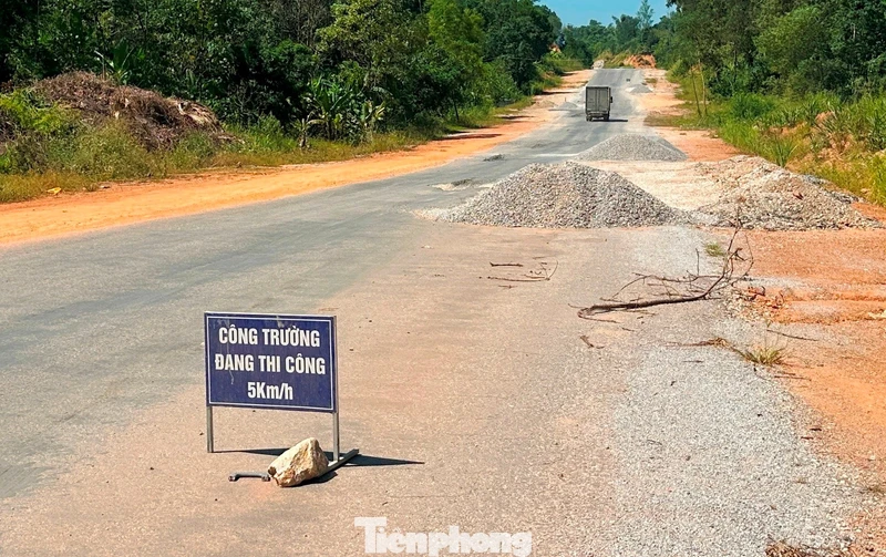 Cao Bằng yêu cầu xử lý tình trạng hư hỏng mặt đường tránh trung tâm trước 30/10