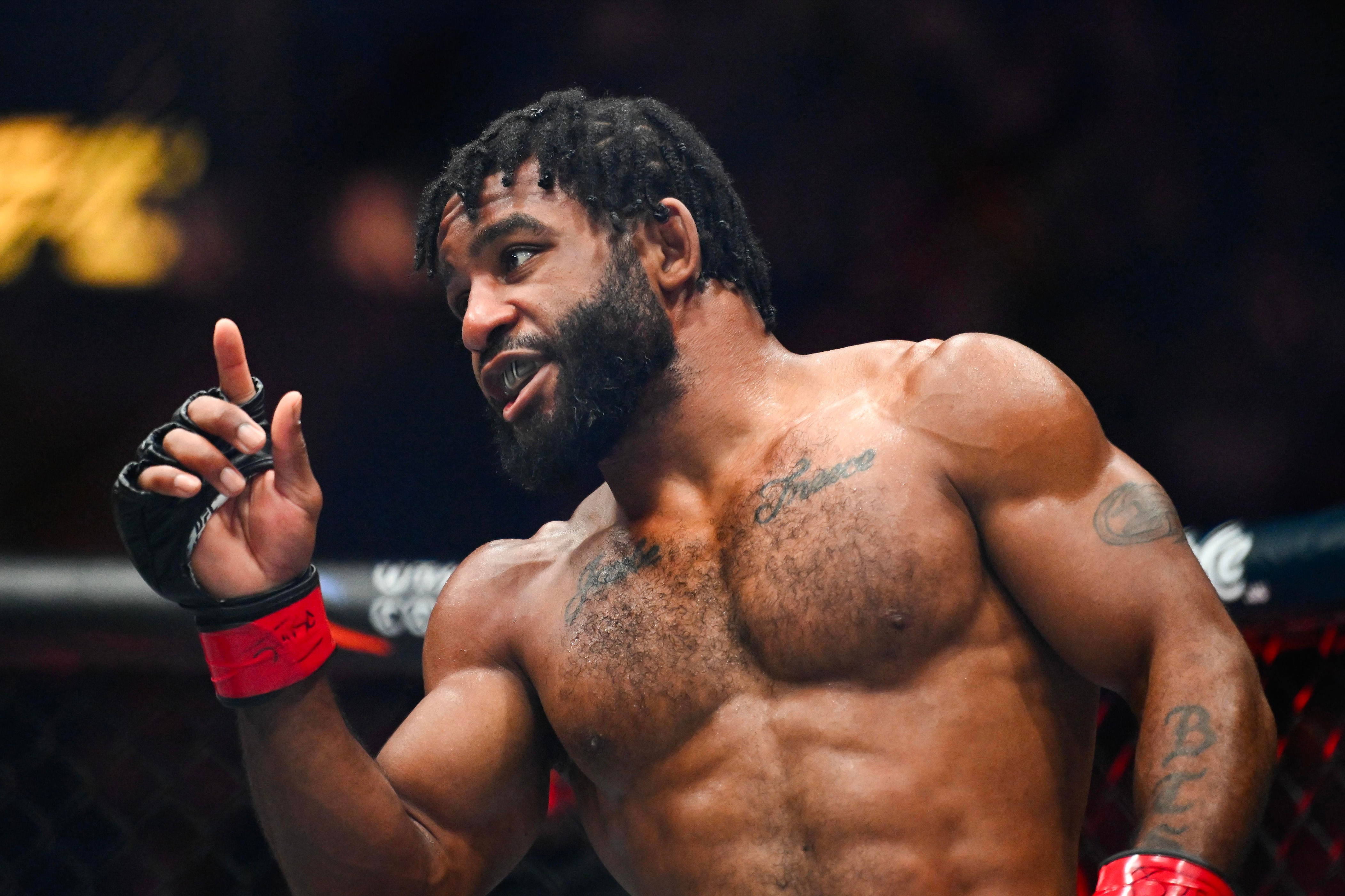 Undefeated welterweight prospect steps in for UFC Halloween co-main event