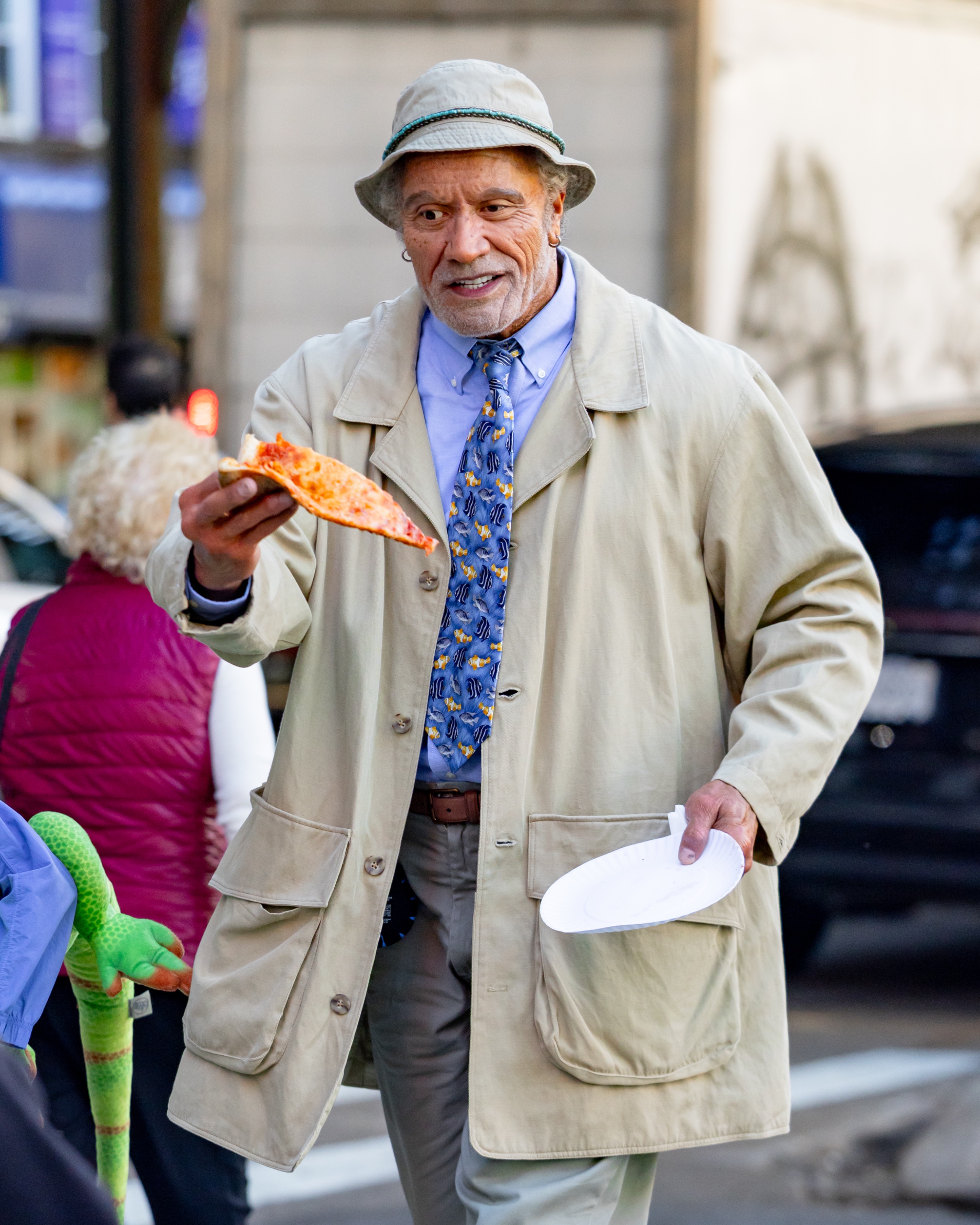 A-list star looks completely unrecognizable as elderly man on set of ...