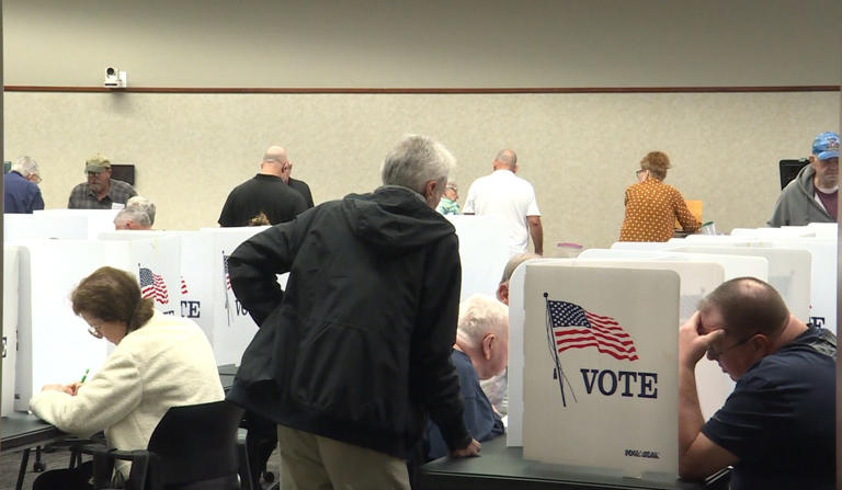 No-excuse voting draws lines in Springfield, Mo.; steady early voting ...