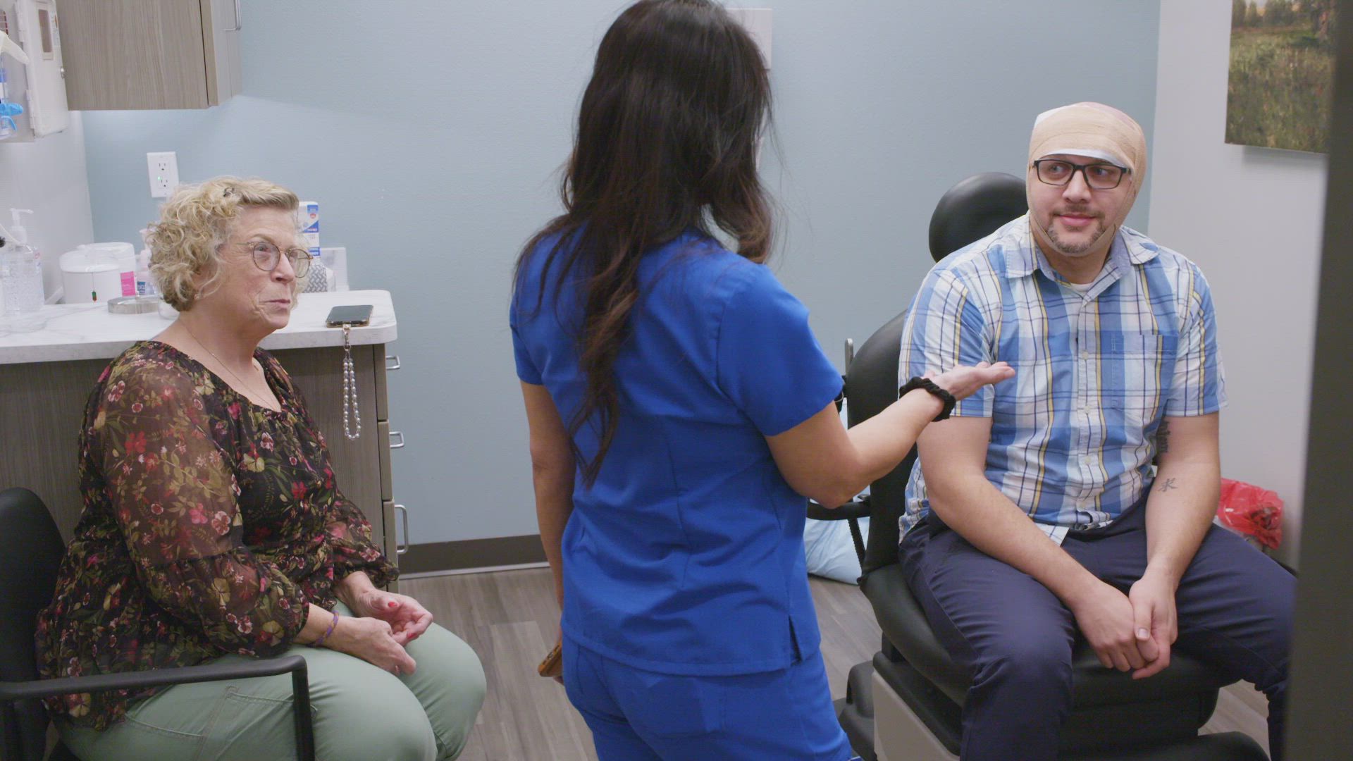 Cysts on top of cysts | Dr. Pimple Popper: Breaking out