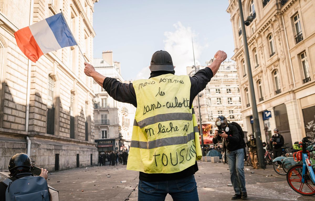 De Bastille à Opéra… Les gilets jaunes déposent une déclaration de ...
