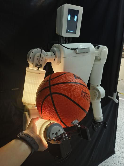 HKUST develops human-touch-sensing robotic arm EmArm