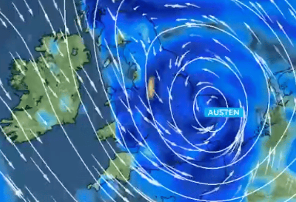 First storm of season to hit London with near-50mph wind and rain