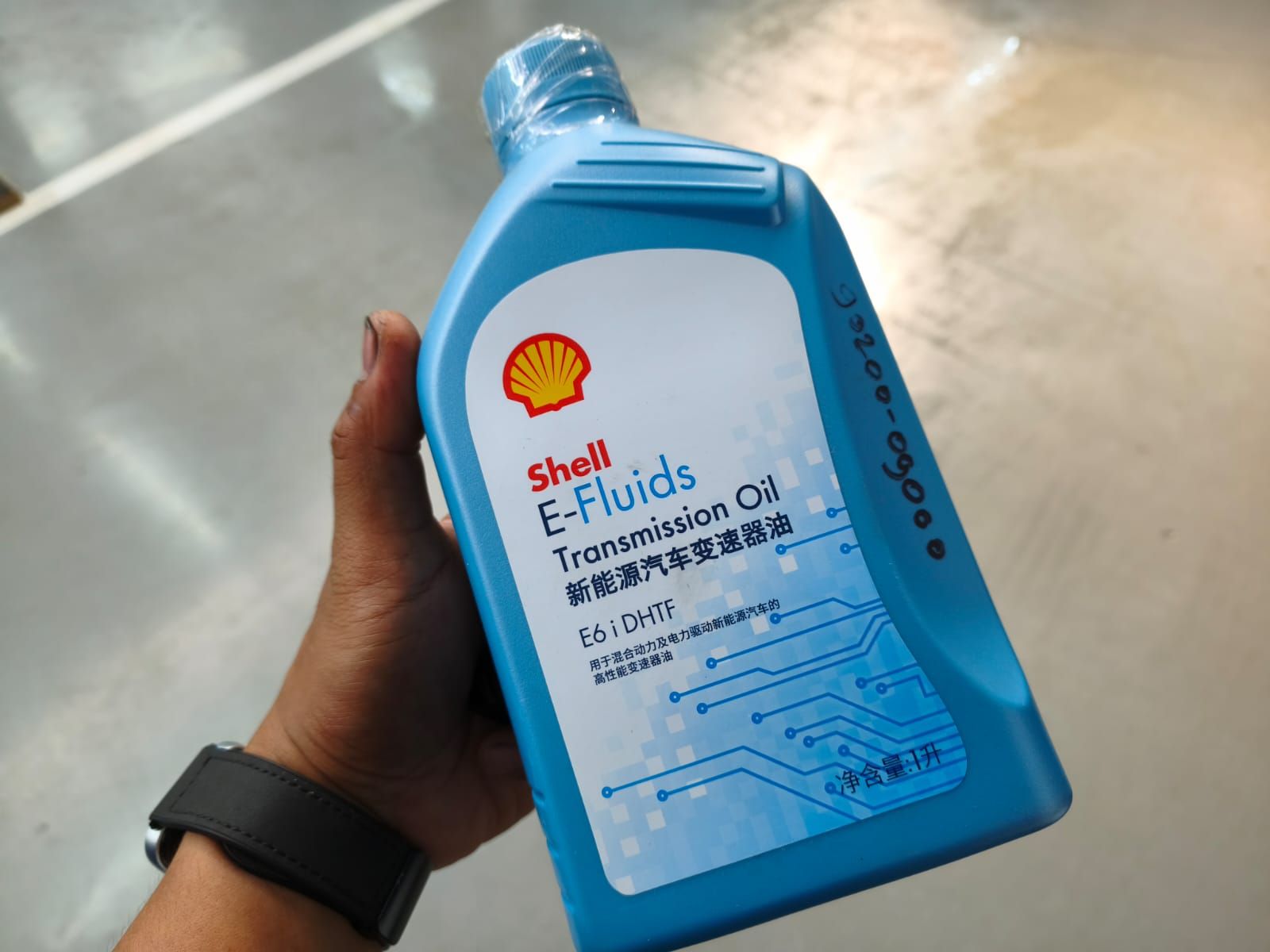 Haram tambahkan radiator coolant biasa ke mobil listrik, ini bahayanya