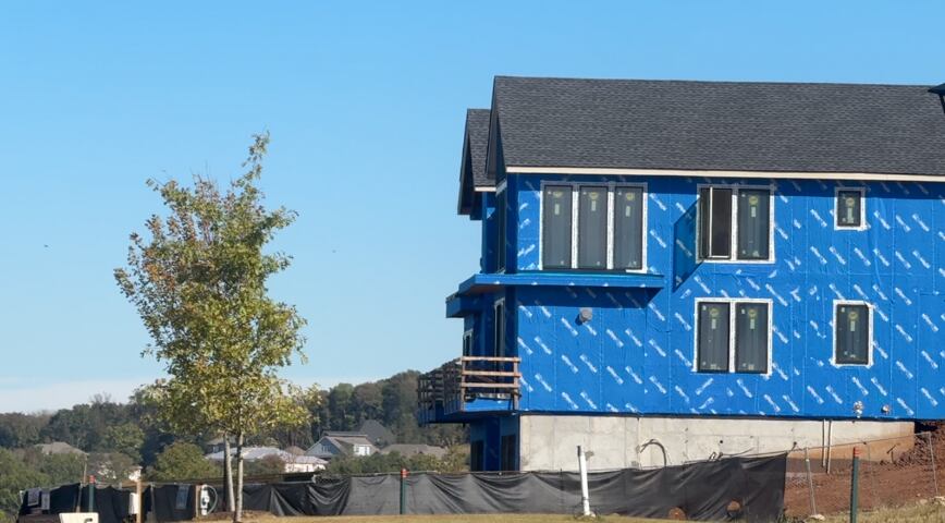 Monte Sano model homes remain unfinished as neighbors question ...