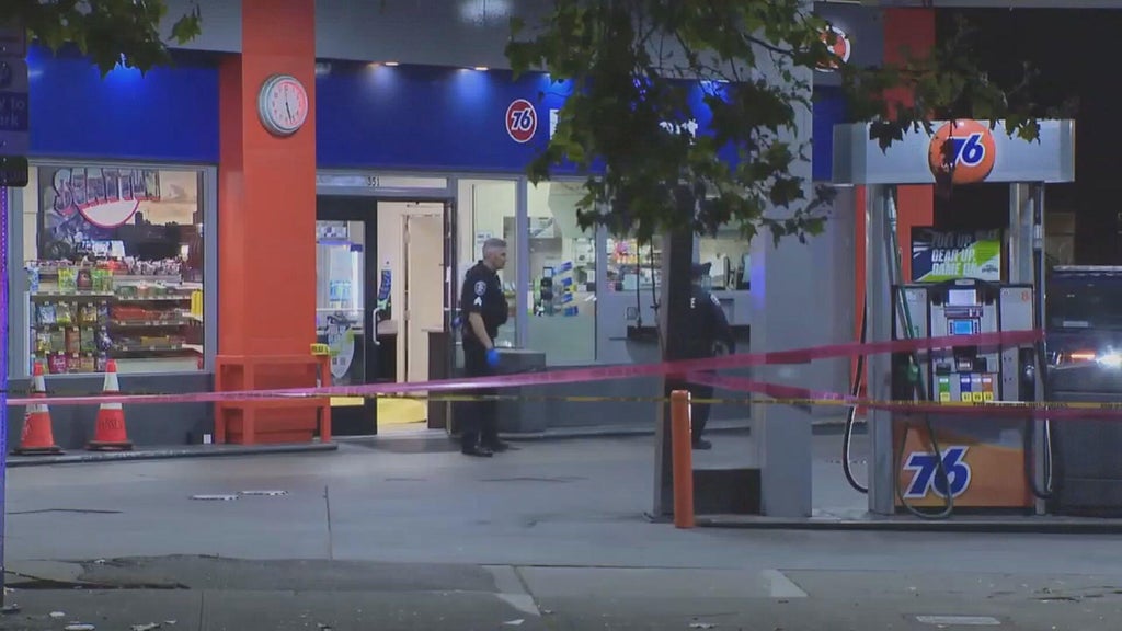 Man arrested in Chicago after alleged cross-country killings of coworker, parents