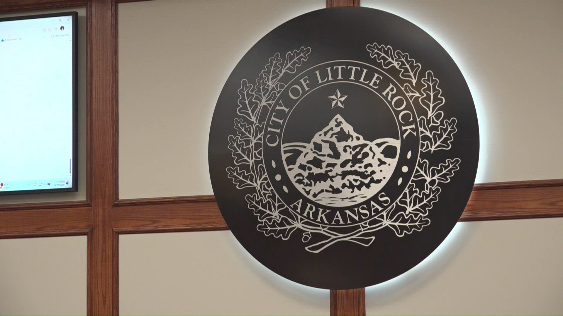 Little Rock votes down data center ordinance