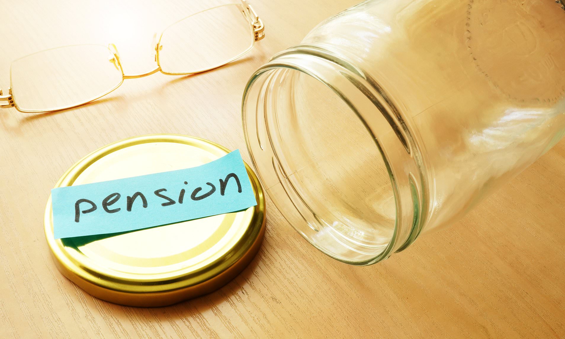 State pension top-up cash vanishes into government coffers for over a year