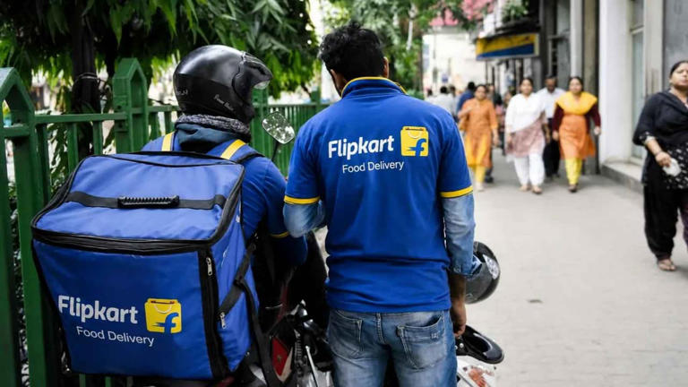 Flipkart delivery worker dies after alleged customer abuse over COD ...