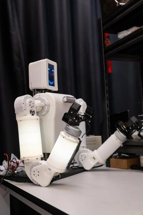 HKUST develops human-touch-sensing robotic arm EmArm
