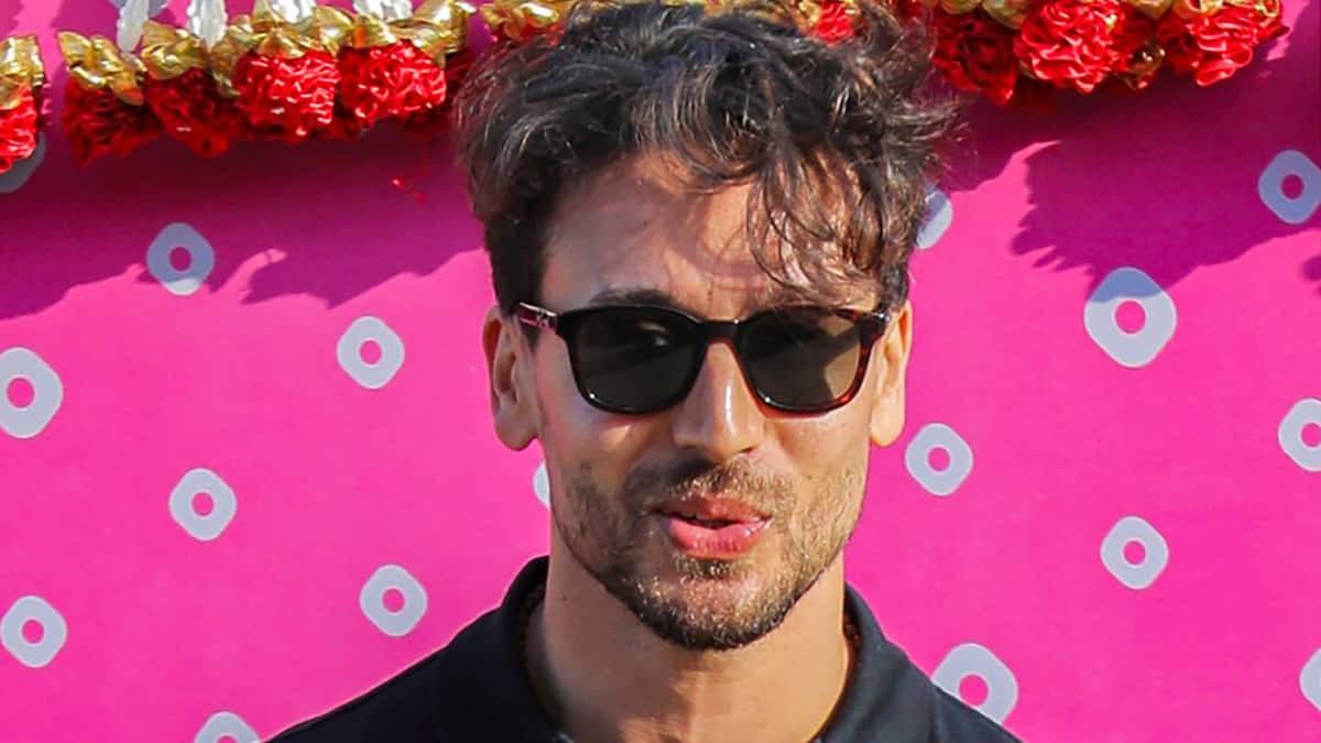 Tiger Shroff likes 'Zindagi bhar ke liye gayab hojata' meme days after ...