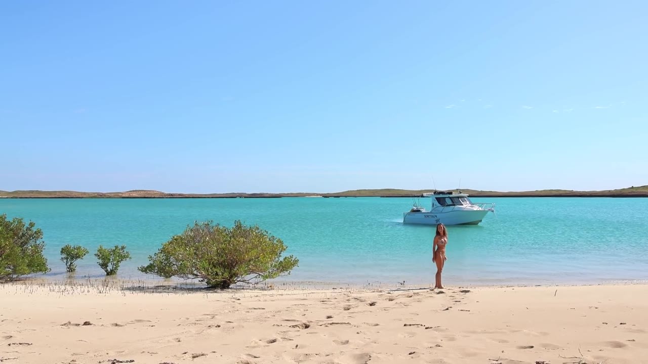 Fran released a squid back into the ocean… then it grabbed his lure ...