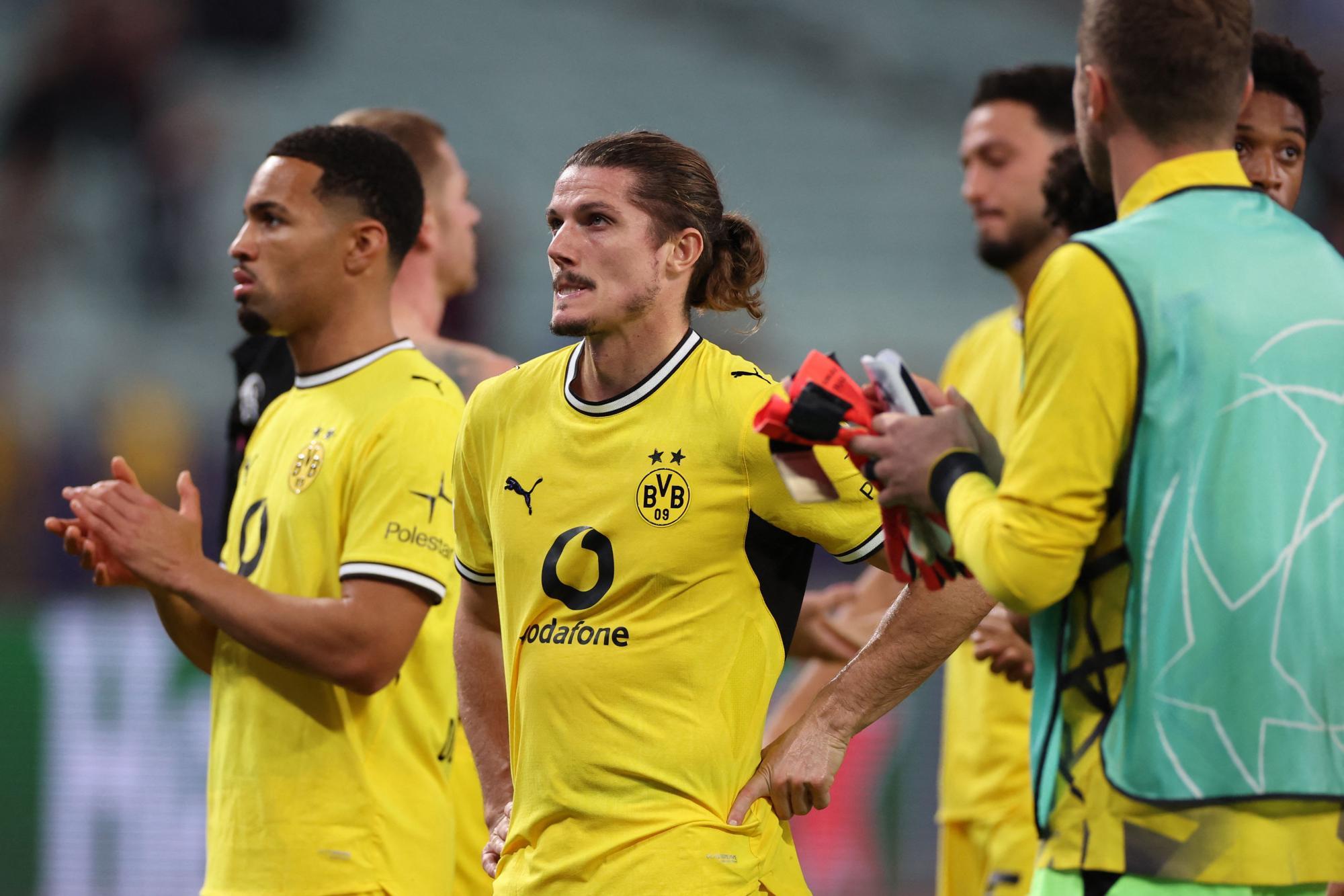 Verschwitzt in den Bus: Warum die Dortmund-Stars nicht duschten