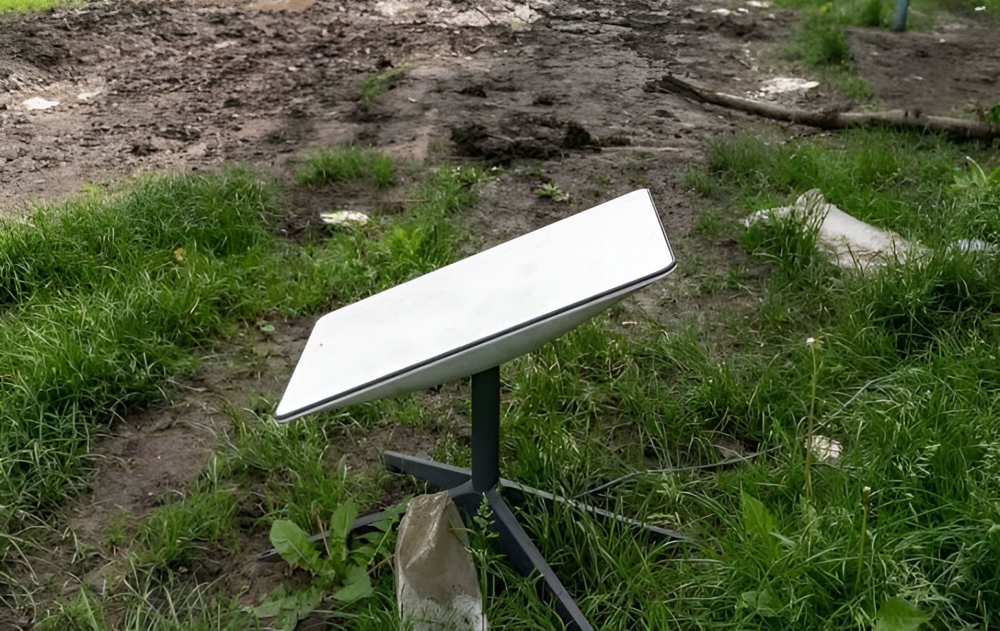 Starshield’s 100 mph limit disrupts Ukraine’s drones and military ...