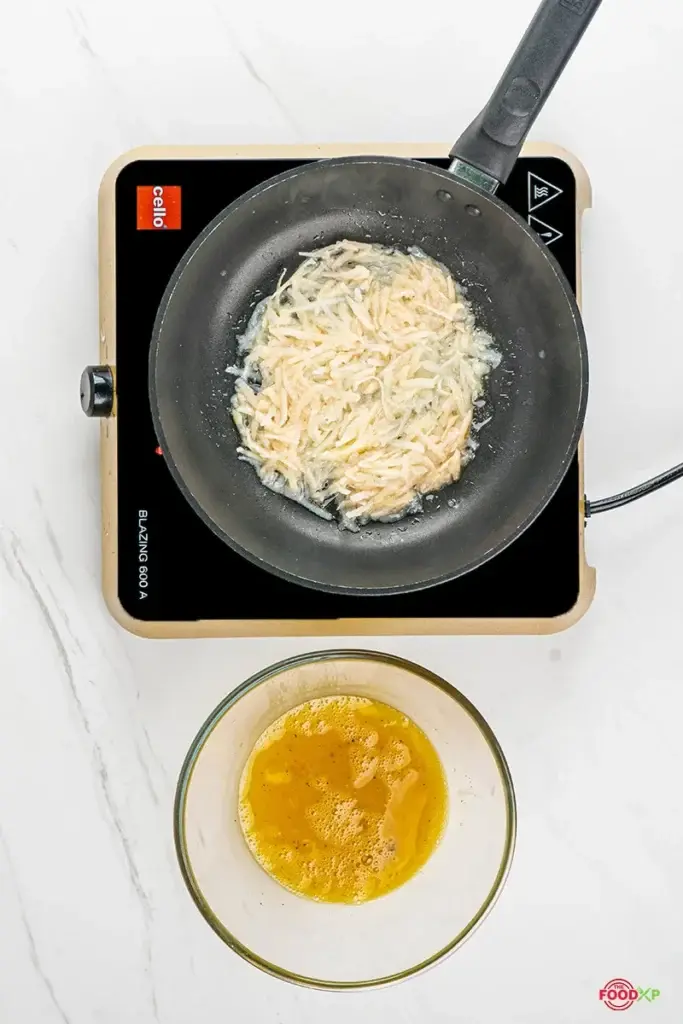 Quick hash brown omelette recipe