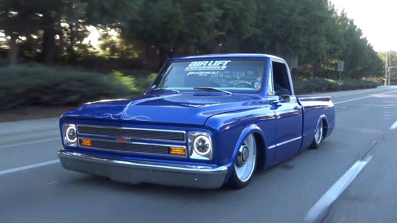 This bagged '67 C10 sits directly on its frame