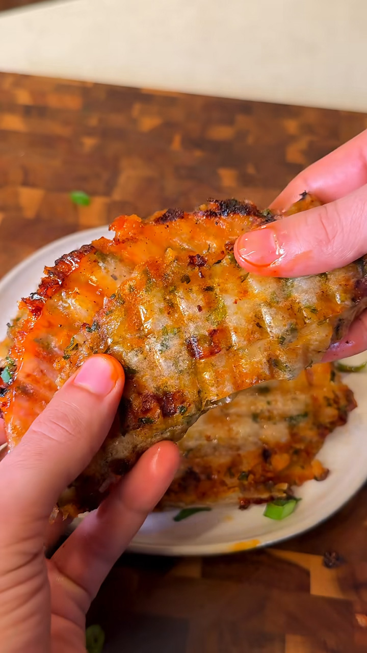 How to make crispy rice paper sandwich with mashed potato and vegan cheese