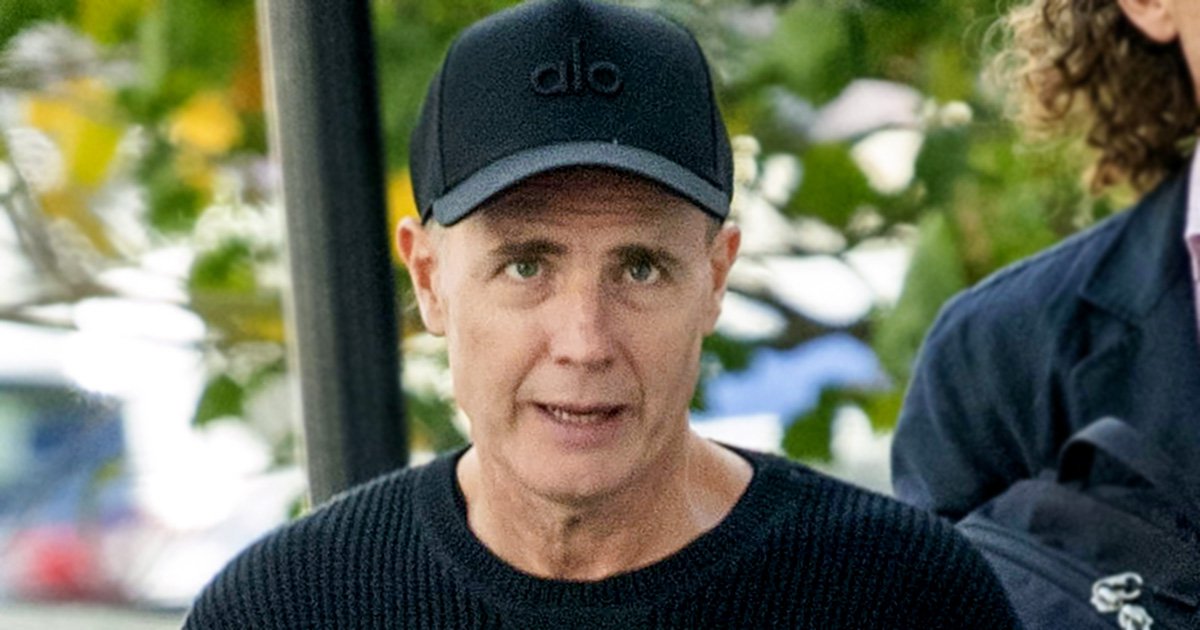 Gary Barlow’s friends reassure all is fine after unflattering photos