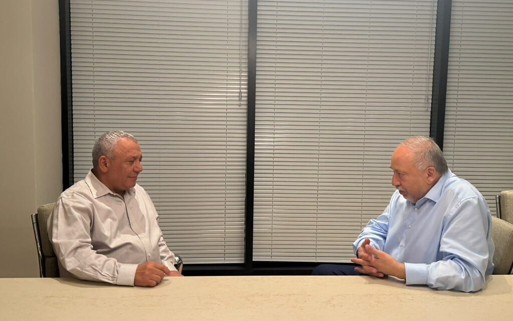 After public spat, Eisenkot and Liberman jointly urge voters to only ...