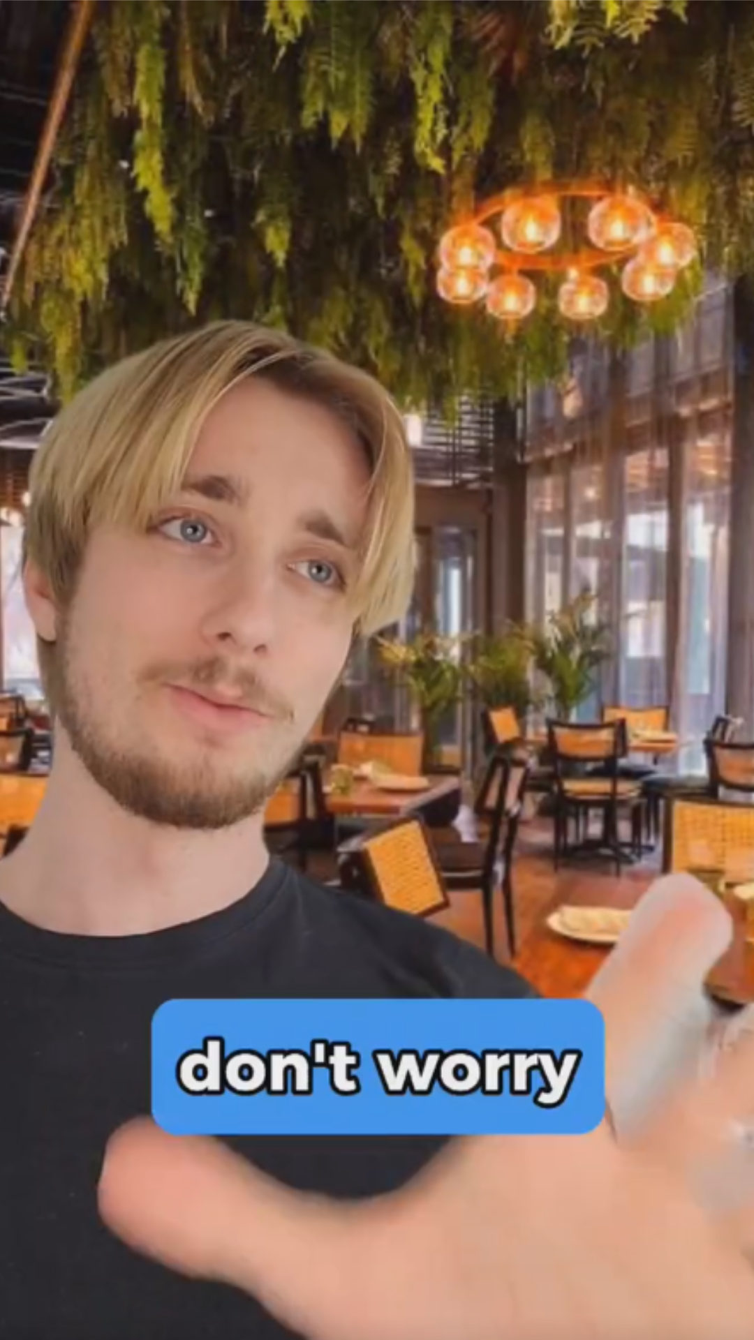 Everyday English expressions for paying at restaurants