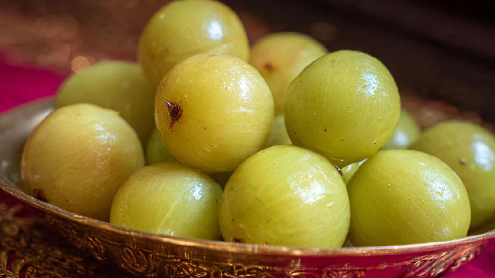 Why amla deserves a place in a varied diet—and what it cannot do