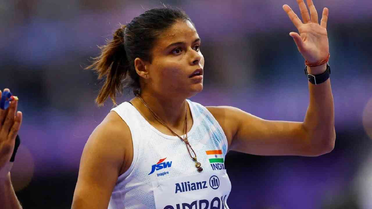 India's Simran Sharma wins second gold in the women's 100m T12 final at ...