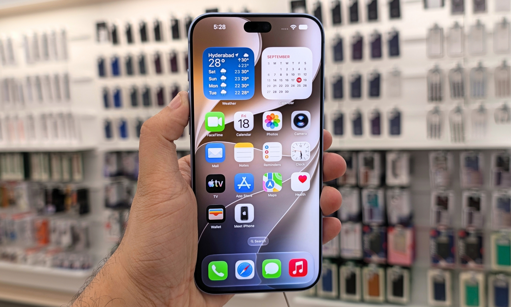 A $7 board lets an AI control an iPhone without jailbreaking it