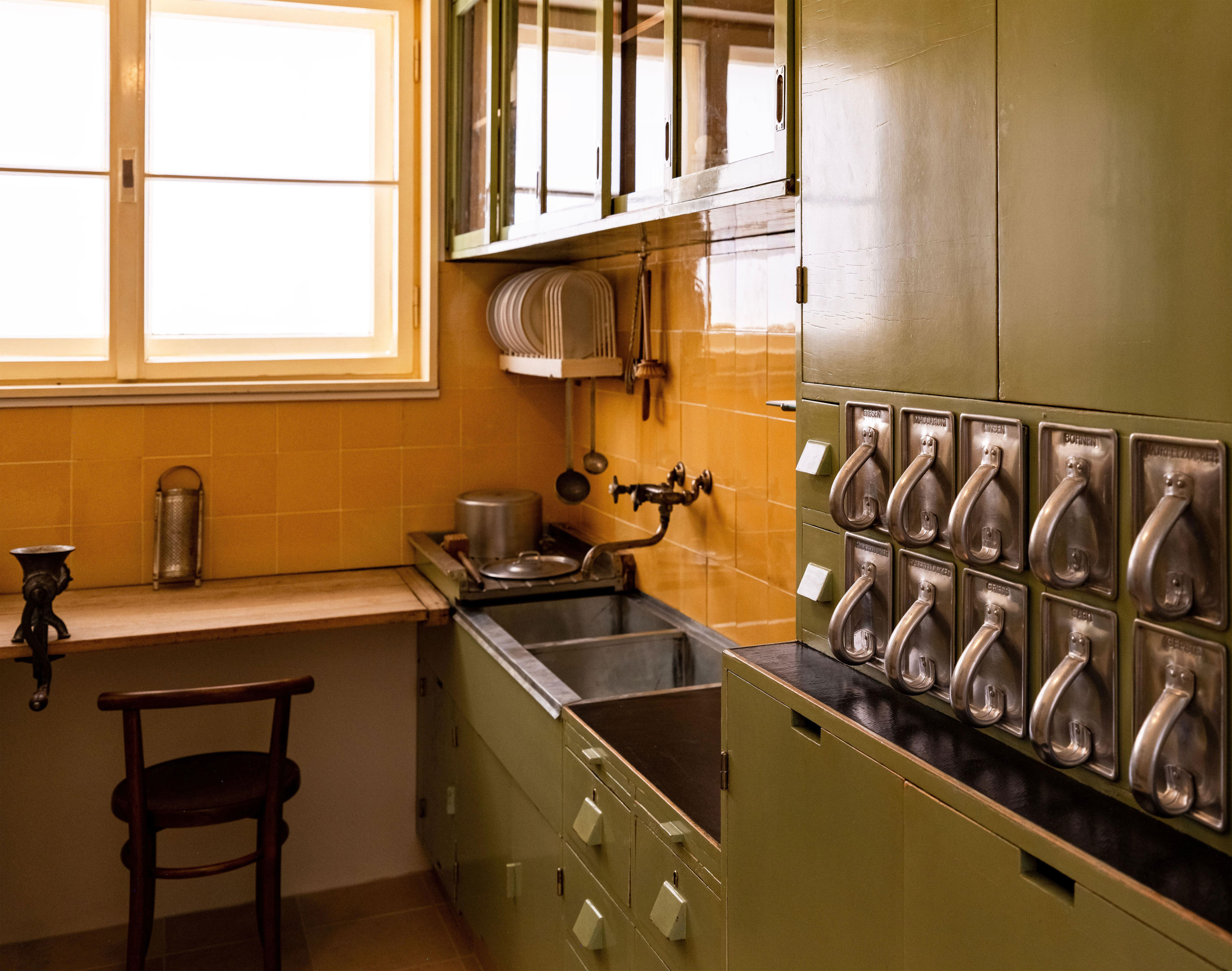 The Frankfurt kitchen changed design history forever—inside the race to ...
