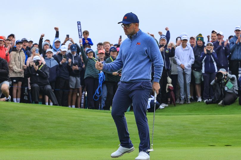 Devon golf star Eliot Baker turns pro after securing spot on DP World Tour