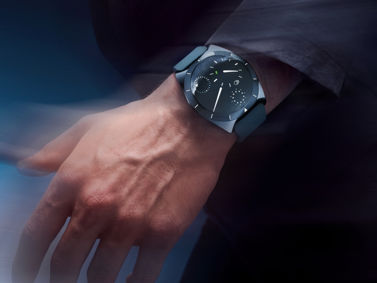 The Ressence TYPE 10 DN: A magnet-driven, oil-filled, 538-component triumph