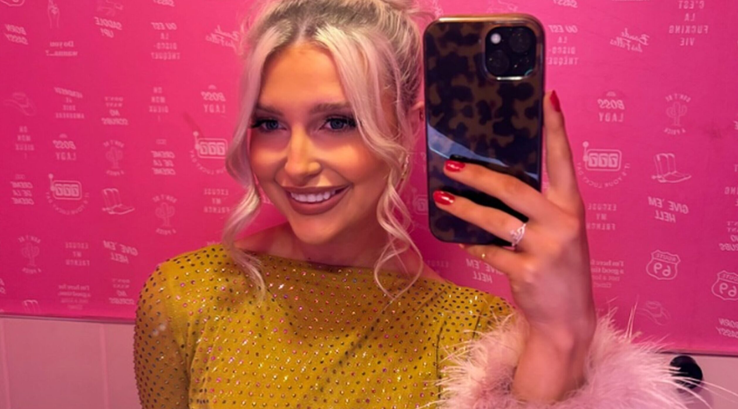 Academic Barbie mistaken for fresher – but she's actually the lecturer