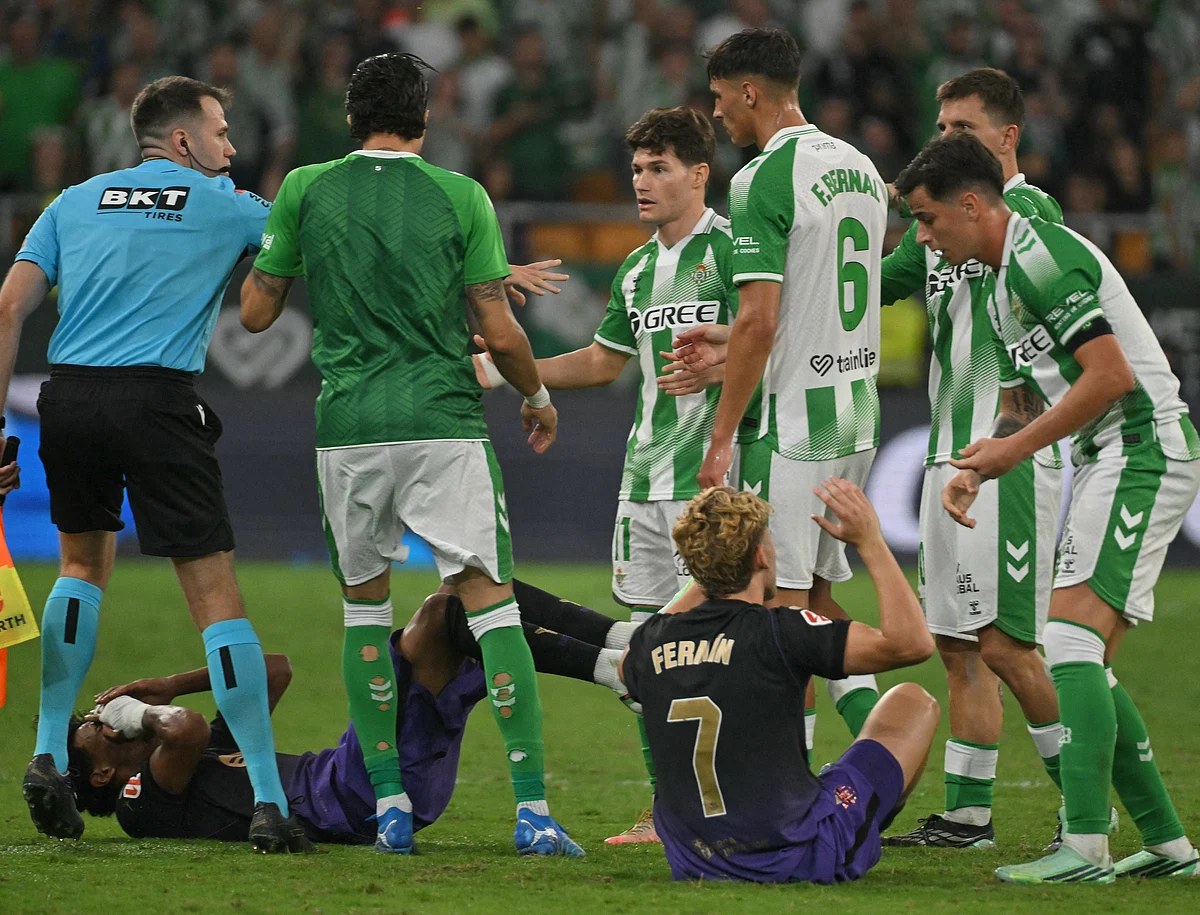 Betis' Bernal handed four-game ban for sending off against Barcelona