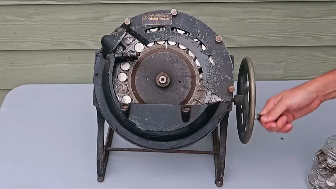 Mechanical coin sorting turns mixed change into organized groups