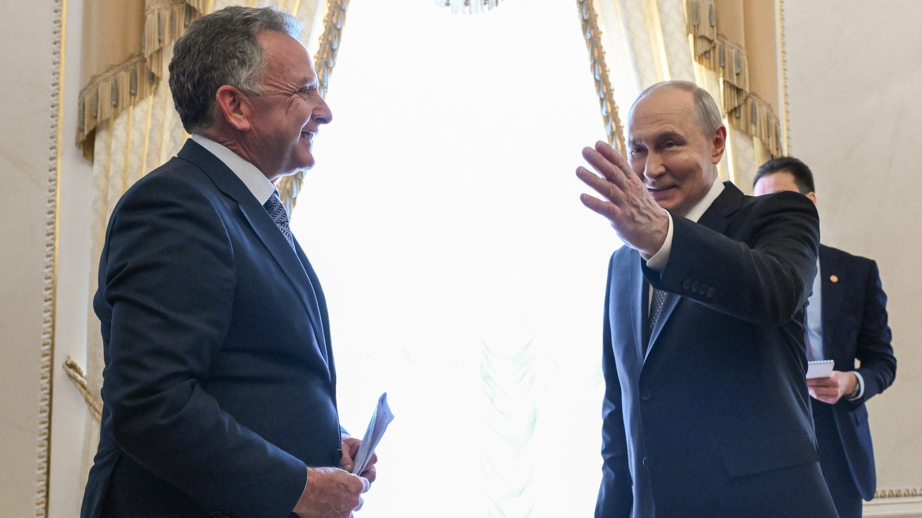Putin tells Trump's envoy Witkoff Russia is ready to resume trilateral ...