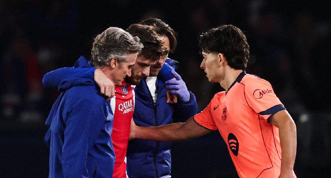 PSG’s Kvaratskhelia set for long absence with torn ACL