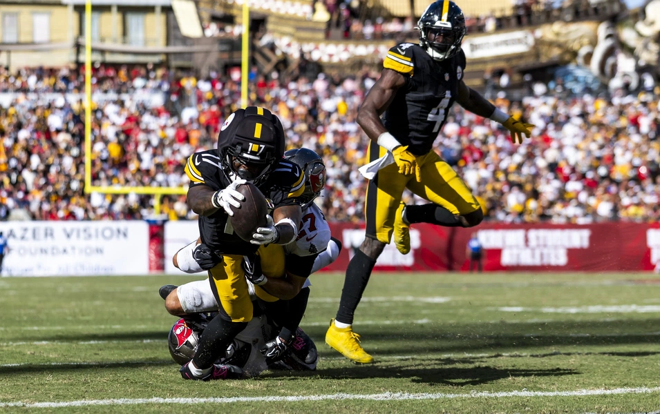 Roethlisberger highlights need for quicker play calls in Steelers' win