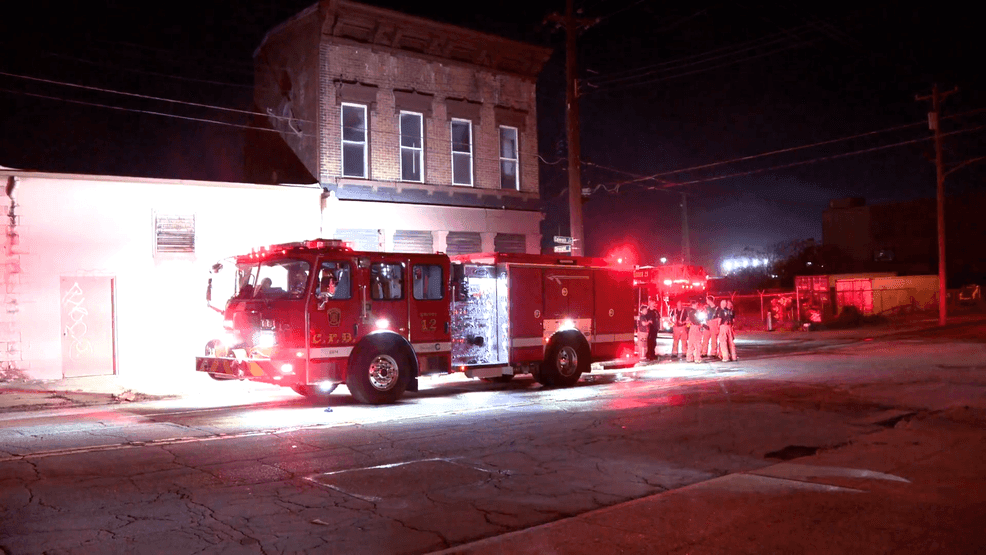 Firefighters respond after building catches fire in Cincinnati neighborhood