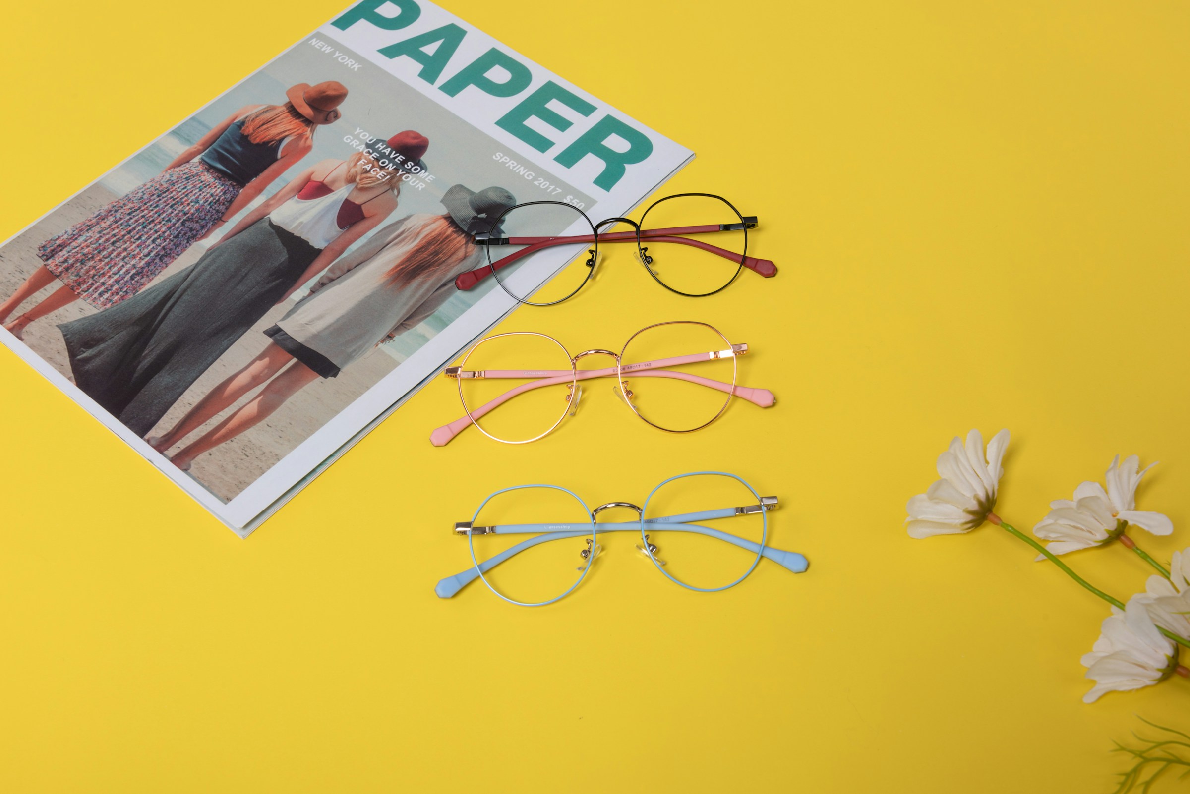 From celebrity style to smart tech: How eyewear is getting a modern ...