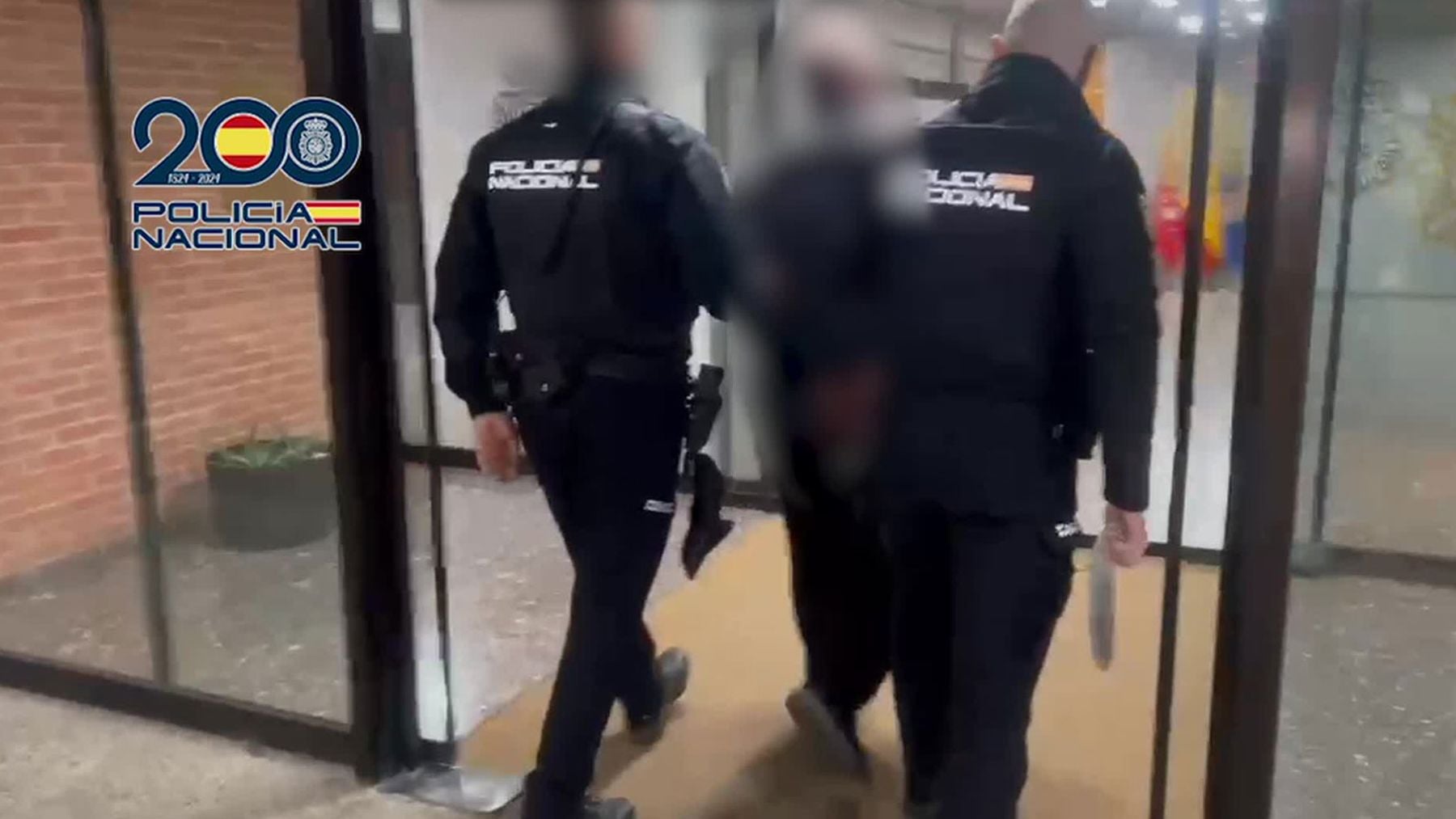Detenido un hombre tras el asesinato a puñaladas de una mujer en una ...